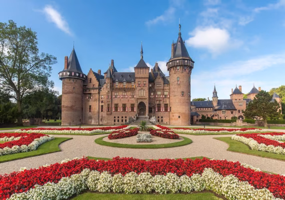 Utrecht castle de Haar with private guide photo 1